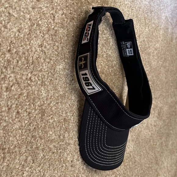 New Orleans Saints sun visor hat. - Picture 3 of 4